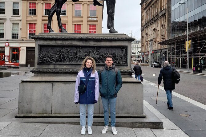 3 Hour Private City Highlights Glasgow Walking Tour - River Clyde and Buchanan Street: Working Glasgow to Busy Streets