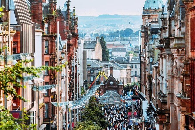 Airport Transfer - Who Should Book This Glasgow Chauffeur Transfer?