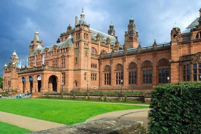 Discover Glasgow. Full day private tour in people carrier. - Finnieston crane and the Hydro area: industry to entertainment