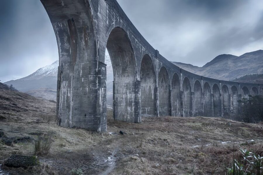 From Glasgow: Glenfinnan, Fort William, and Glencoe Day Trip - Glenfinnan Viaduct and the Hogwarts Express: how timing works