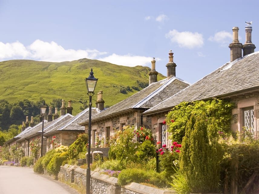 From Glasgow; Loch Lomond and Highlands Private Day Tour - Loch Awe and Kilchurn Castle: dramatic waterside ruins