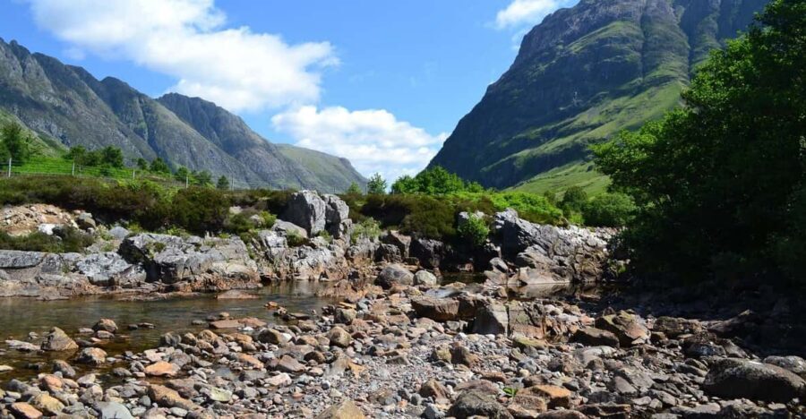 From Glasgow: Loch Ness, Glencoe and the Highlands Tour - Into the Highlands: Glencoe and the MacDonald Story