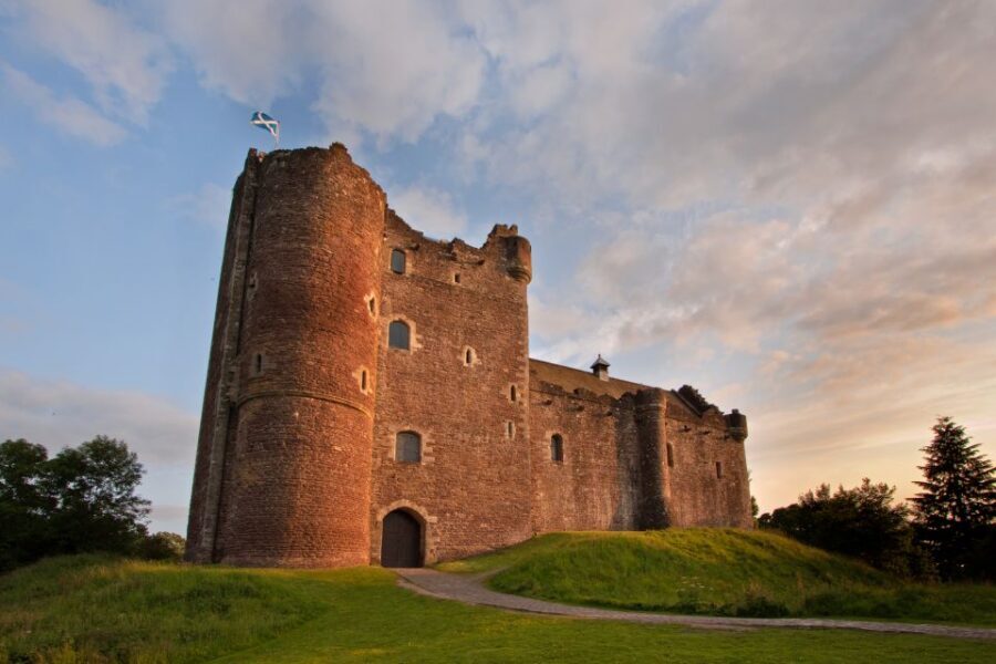 From Glasgow: Outlander Adventure Tour with Tickets - The pace: a full day that still gives you moments to breathe