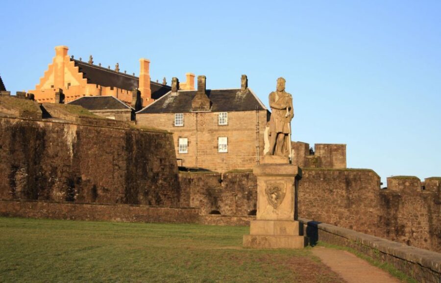 From Glasgow: Stirling Castle & Loch Lomond Tour with Cruise - Stirling Castle: The Key to Scotland, Up Close