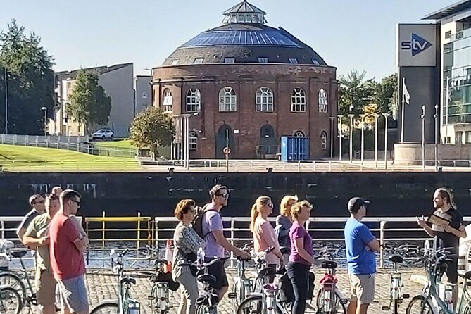 Glasgow City and Clyde Bridges Bike Tour - How the guide makes Glasgow feel easy to ride