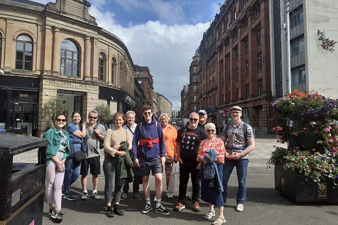 Glasgow City Centre Walking Tour with Local Guide - Glasgow Cathedral and the Necropolis: when the vibe turns