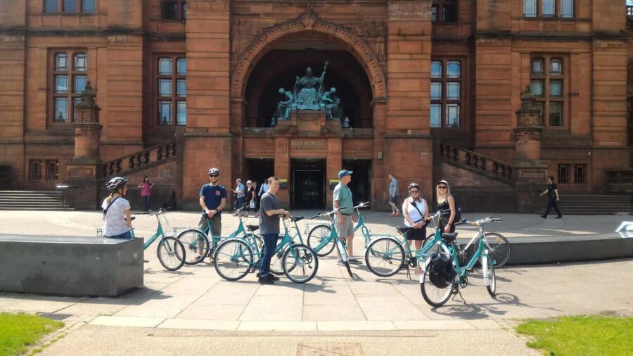 Glasgow: City, Green spaces and Clyde Bridges Bike Tour - Drygate start: Postie bikes, helmets, and a very Glasgow kickoff