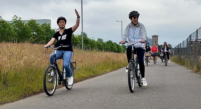 Glasgow: City Highlights Guided Bike Tour - The Royal Mail bike + storytelling style that makes the city stick
