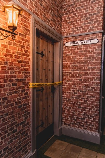 Glasgow: Escape Room The Ghost of Mary Queen of Scots - Who Is the Games Master Experience For?