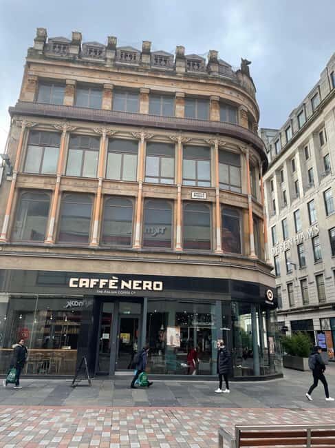 Glasgow: Historical Walking Tour: Guided by a local actor - Trading Barons, Fortunes, and the American War Story Thread