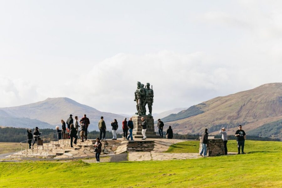 Glasgow: Loch Ness, Glencoe and Highlands Tour with Cruise - Pitlochry’s High Street break: a gentle landing back in Scotland
