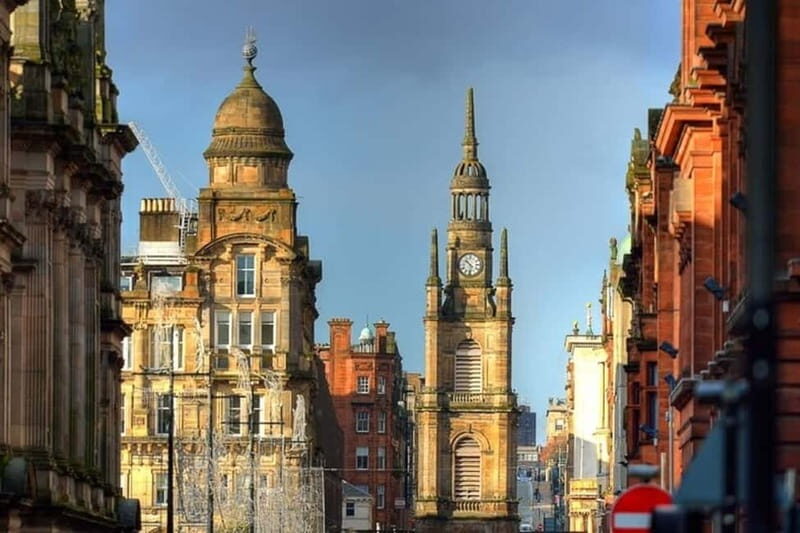 Glasgow: Must-See Attractions Guided Walking Tour - Glasgow Cathedral and the Necropolis: stone with a point of view