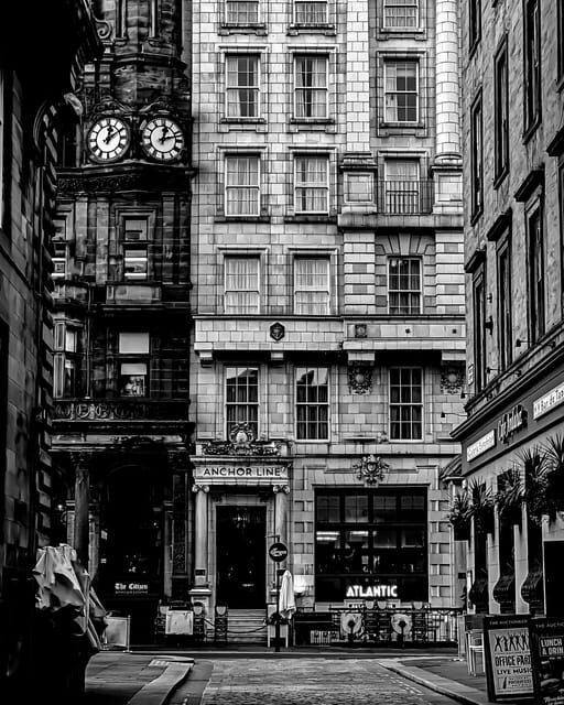 Glasgow: Scottish Rogue Whisky Pub Crawl - Meeting at The Teacher Building, and how not to miss it