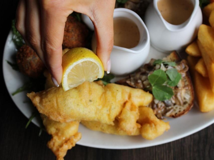 Glasgow: Scottish Tasting Platter - Mini fish and chips: hand-battered, freshly landed