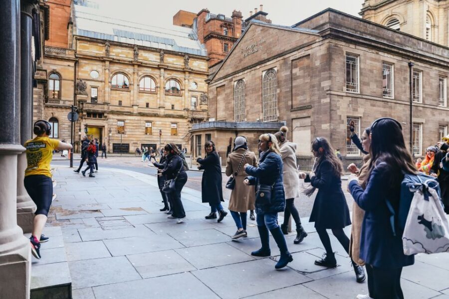 Glasgow: Silent Disco Adventure Tour - Meet at Katie’s Bar and Get Your Headset on Fast