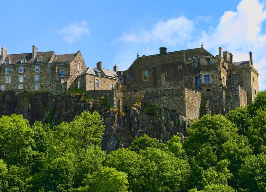 Glasgow: Stirling Castle, Loch Lomond Walk, and Whisky Tour - Who should book this Stirling Castle and whisky day?