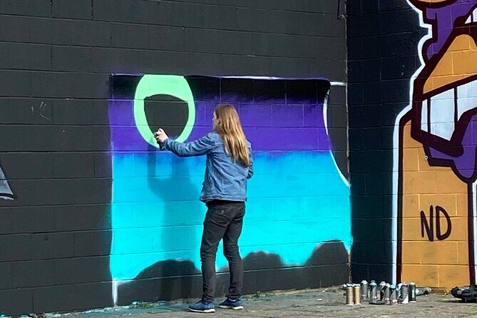 Glasgow Street Art Daily Walking Tour: 2pm - Start at The Lighthouse, a quick hop from Glasgow Central Station