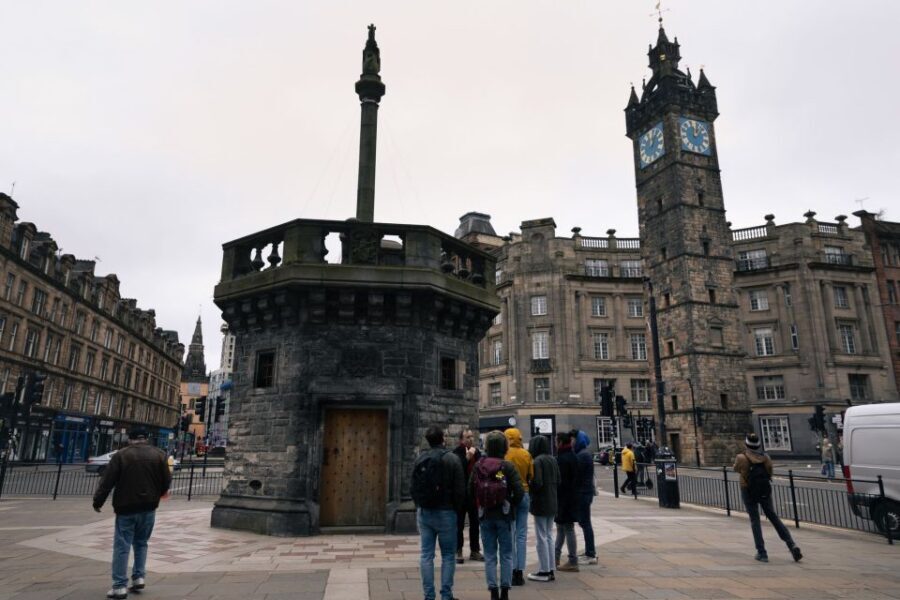 Glasgow: The Magnificent and Mysterious History of Glasgow - Babbity Bowster to the Ramshorn: the darker human side of Glasgow