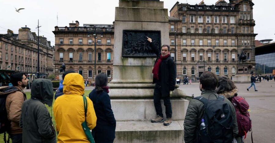 Glasgow: The Magnificent and Mysterious History of Glasgow - Price and value: what $18 buys in real time