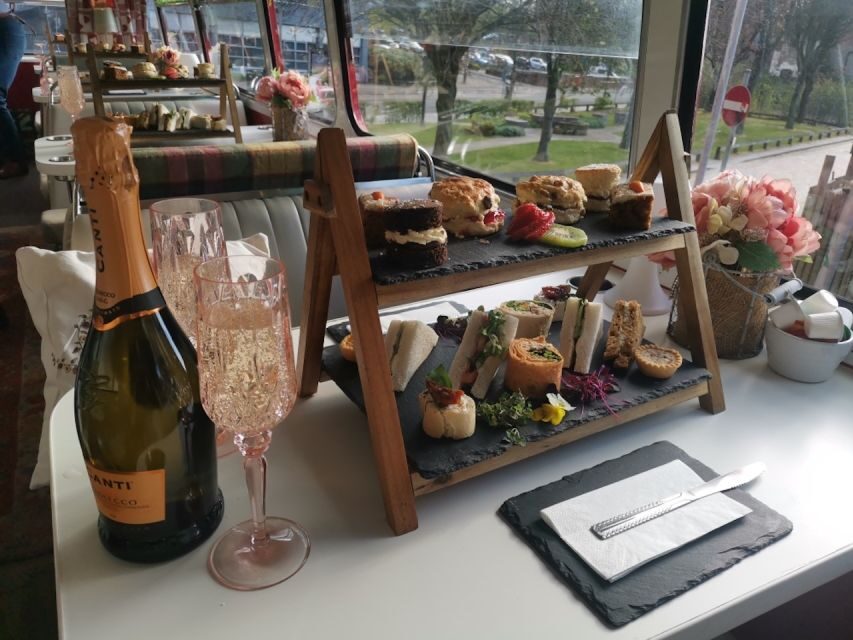 Glasgow: Vintage Bus Tour with Afternoon Tea or Gin - Gin teapot upgrade, prosecco start, and non-drink options