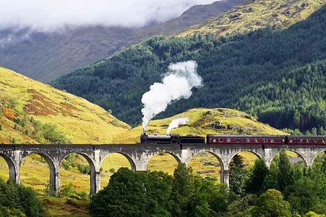Glenfinnan Viaduct Glencoe Fort William Private Tour Glasgow - Stirling Castle and Wallace Monument: setting the Scottish story