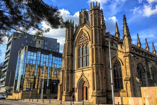 Half-Day Private Glasgow Must-Sees Tour - Walking the Glasgow highlights in a tight, practical loop