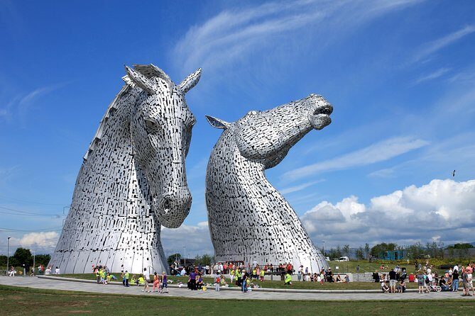 Kelpies and Falkirk Wheel Private Tour for 1 - 4 people from Greater Glasgow - Glasgow pickup and the calm convenience of a private drive