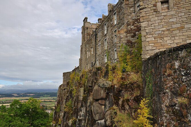 Private Tour Loch Lomond Stirling and the Kelpies from Glasgow - Stirling: The Gateway to the Highlands, Plus Shop Time