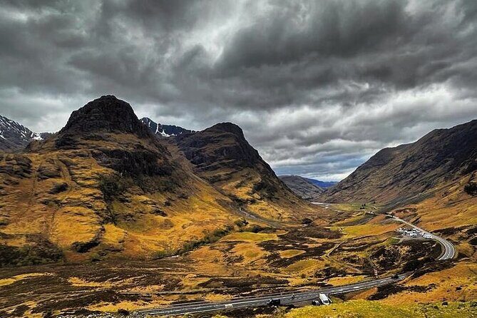 Ultimate Day tour Edinburgh: Glencoe, Highland Cows, Loch Lomond - Guide-driven stories make this tour feel worth the drive