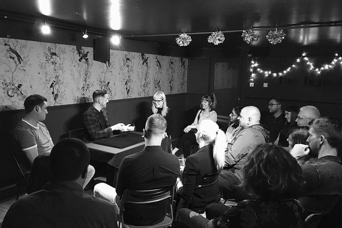 Watch Closely - An Evening of Magic - Audience participation: how close is close-up, really?